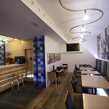 Hostal Bezana Burgo Kültér fotó